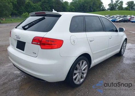 2011 Audi A3 2.0 Tdi Premium z USA, uszkodzony, nr VIN WAUBJBFM8BA043619